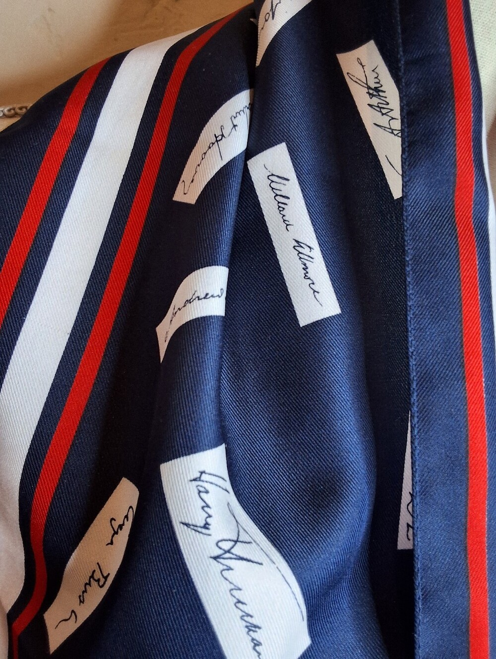 Vintage Millicent The Presidents Scarf Navy Red White Patriotic Signature Print - Picture 6 of 10